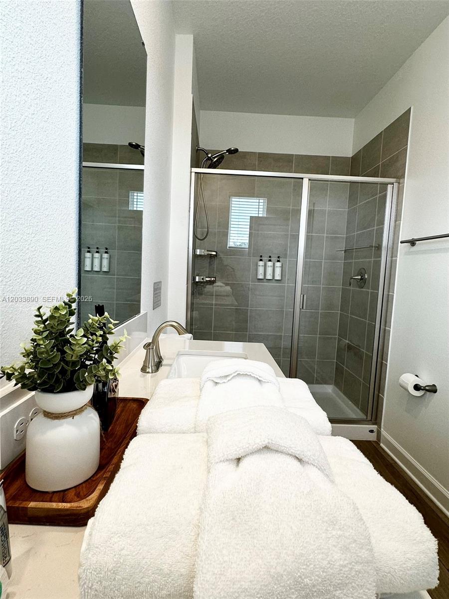 1217 Reunion Village Boulevard Property Photo 10