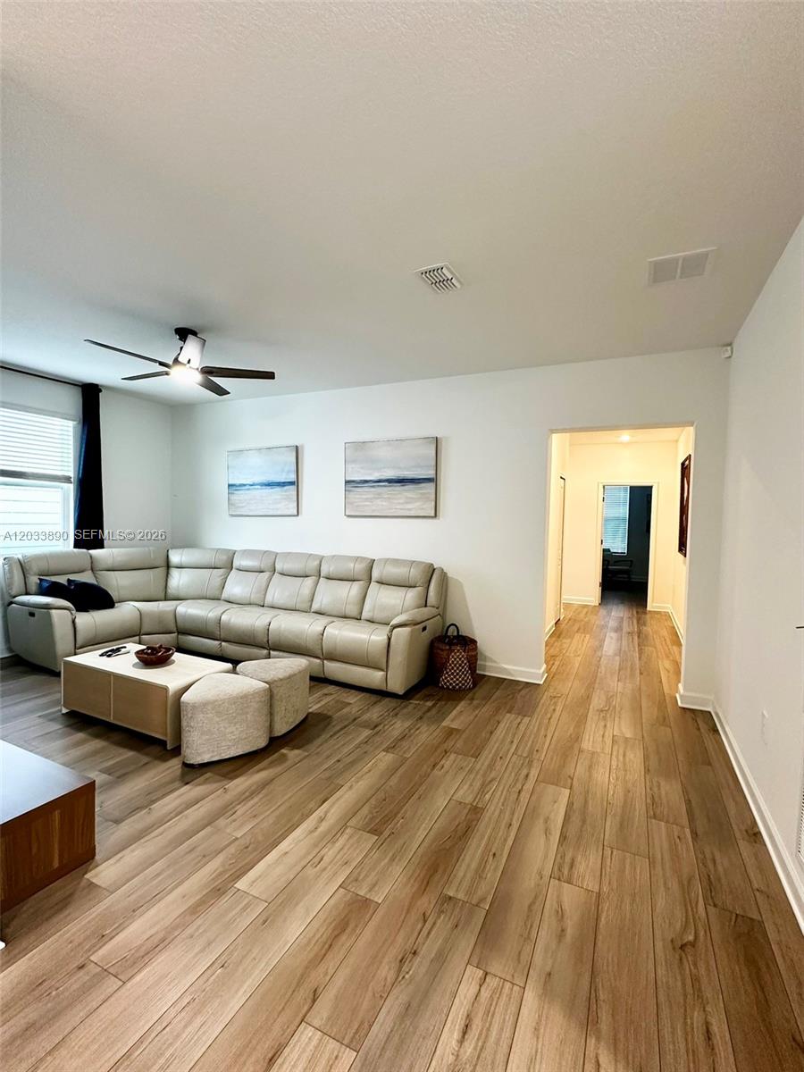 1217 Reunion Village Boulevard Property Photo 30