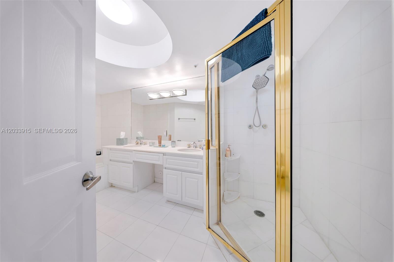 6301 Collins Avenue 1708 Property Photo 22