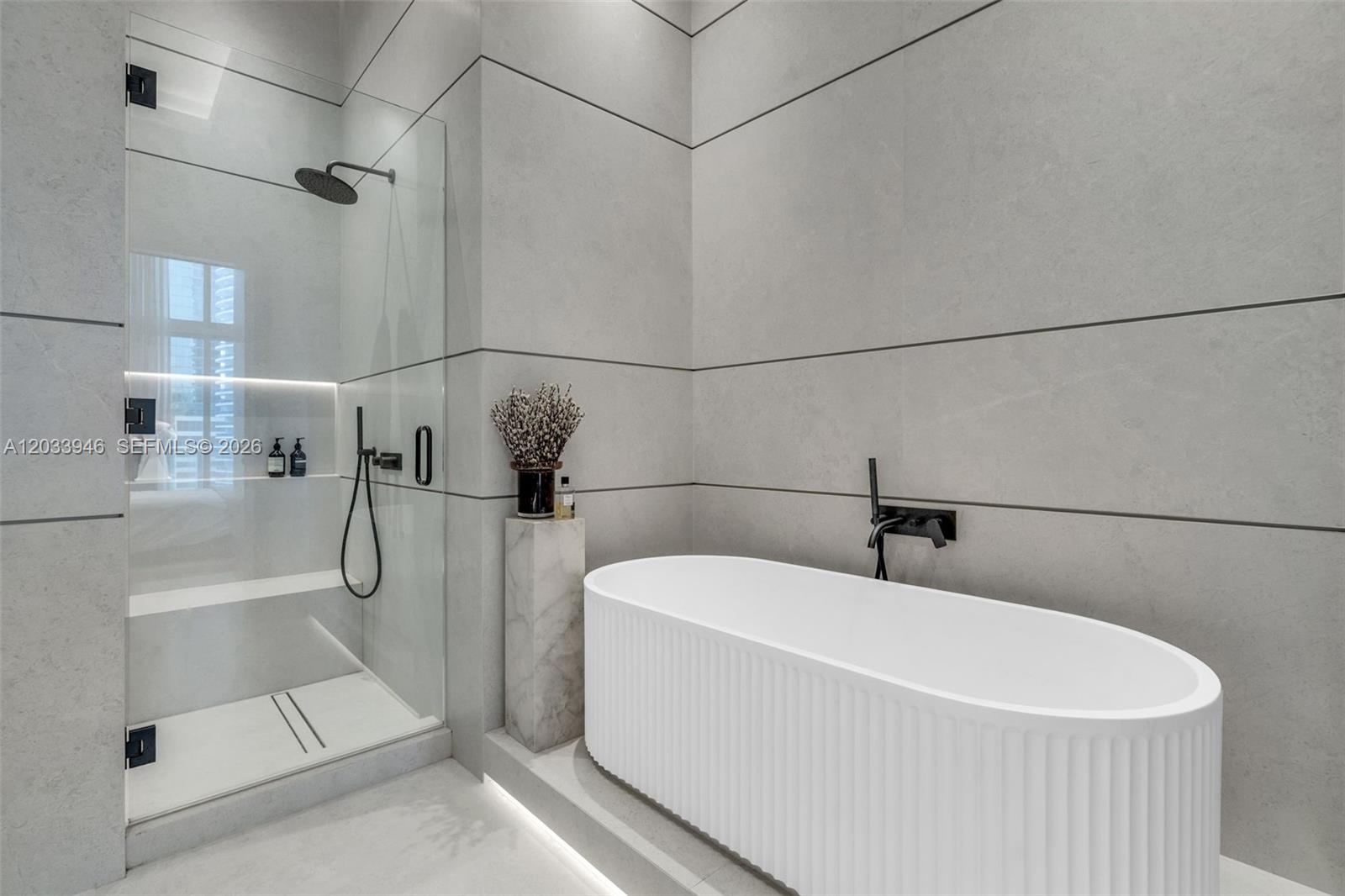 475 Brickell Avenue 2215 Property Photo 15
