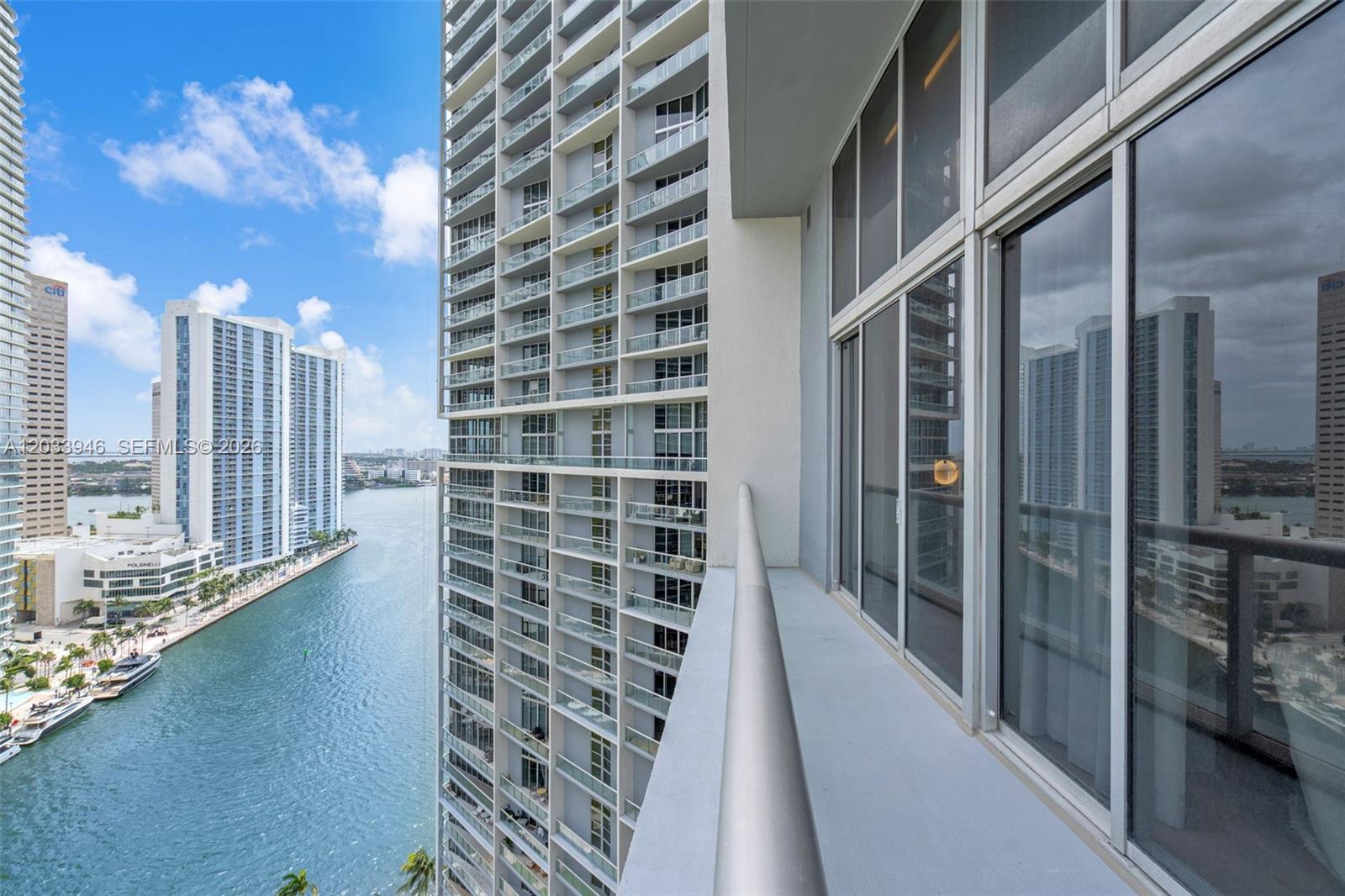 475 Brickell Avenue 2215 Property Photo 23