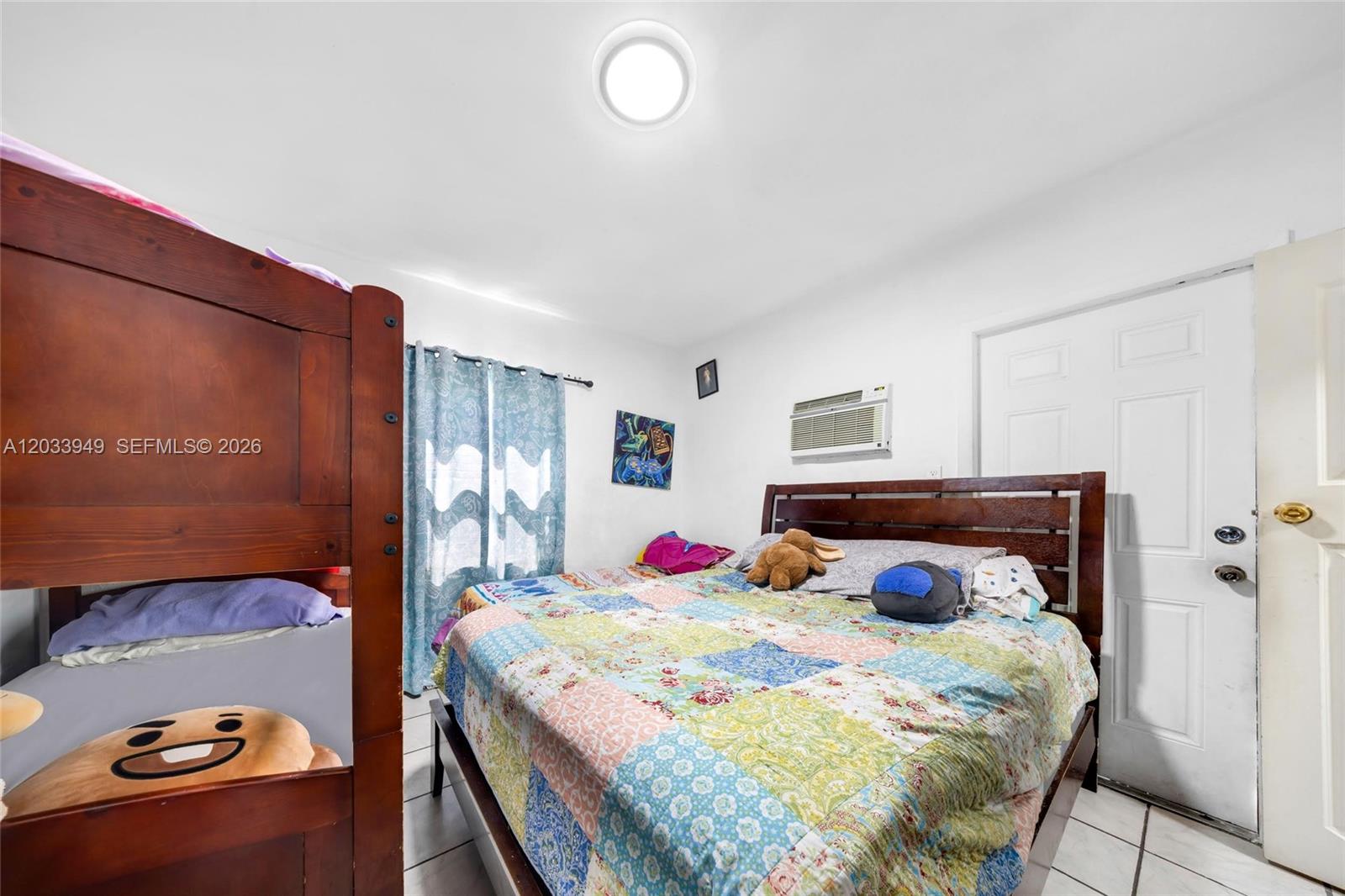 A12033949 Property Photo 9