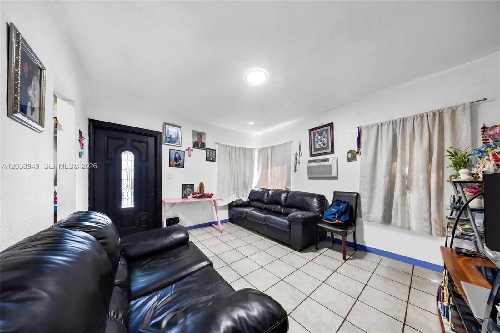 A12033949 Property Photo 12