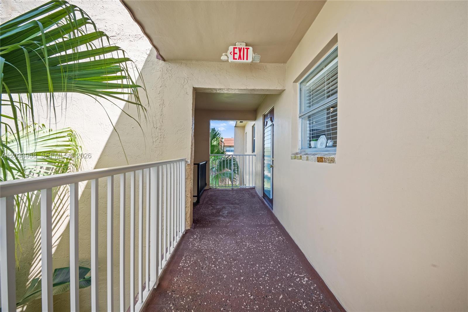 8951 Sunrise Lakes Boulevard 301 Property Photo 17