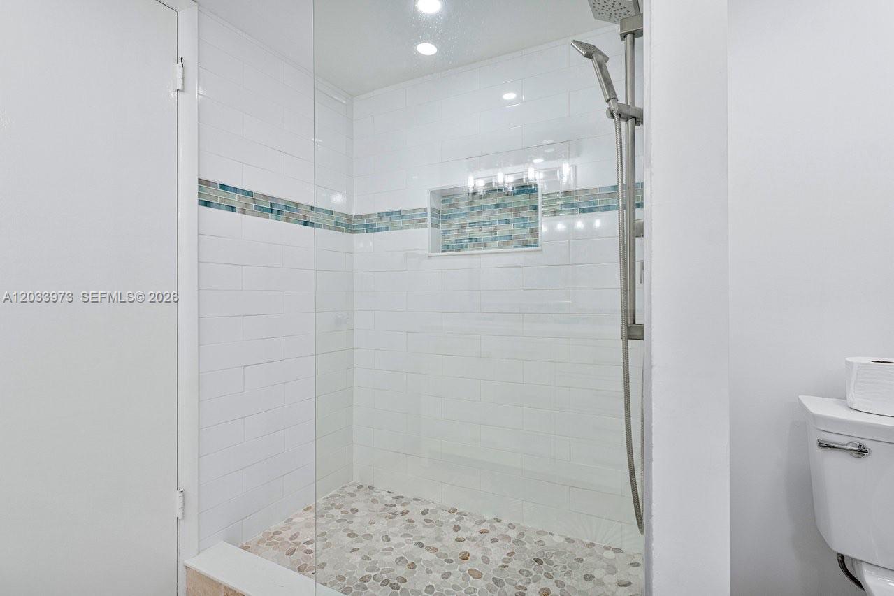 100 Waterway Road A306 Property Photo 13