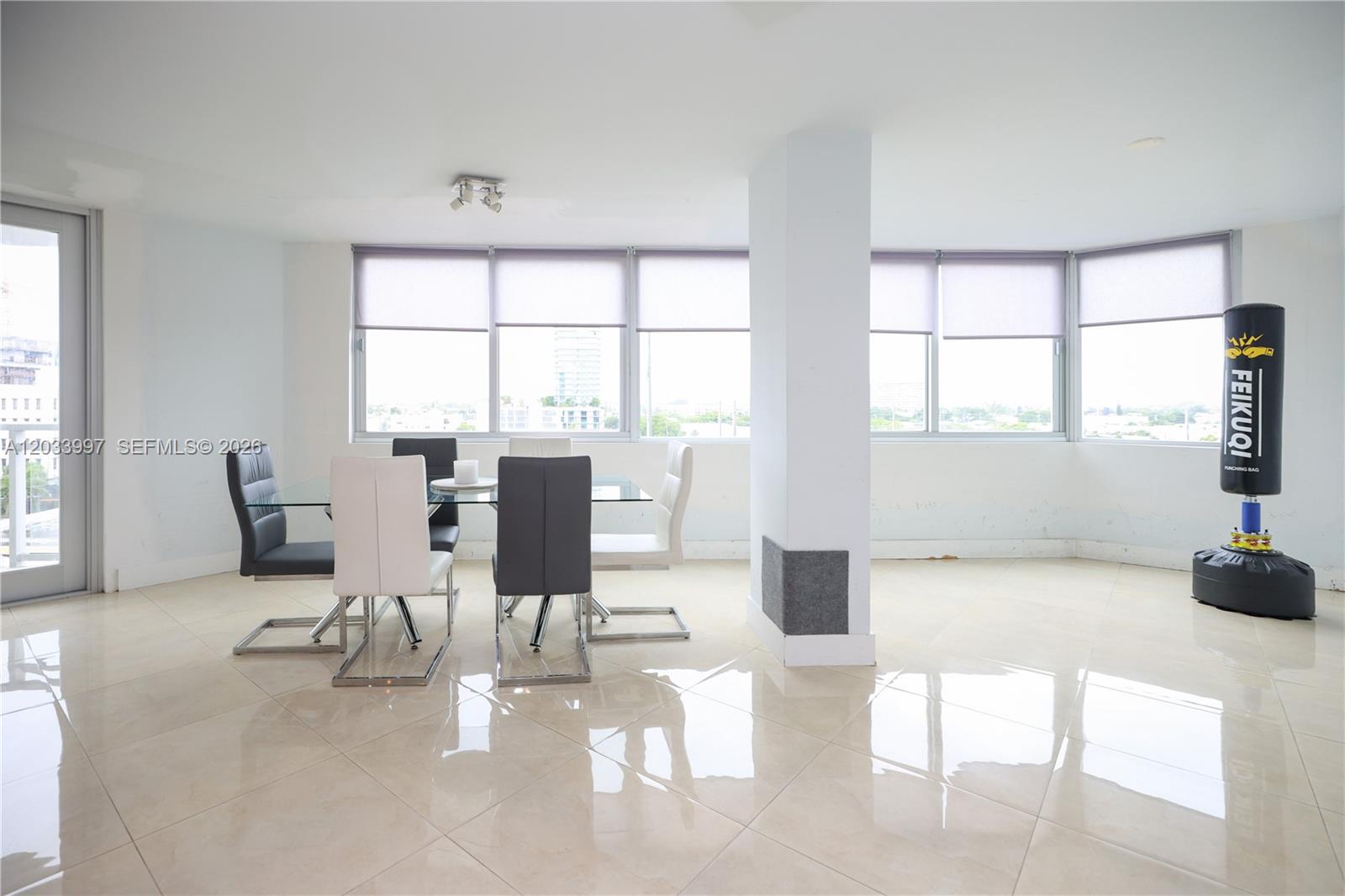 7135 Collins Avenue 735 Property Photo 4