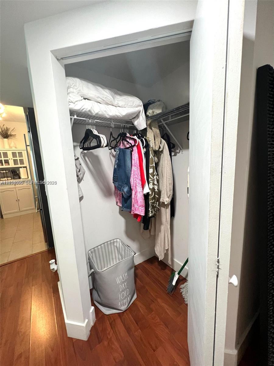 500 Brickell Avenue 1410 Property Photo 12