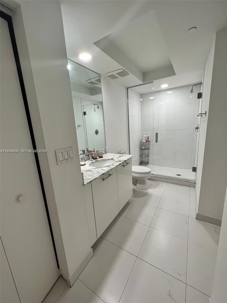 500 Brickell Avenue 1410 Property Photo 17