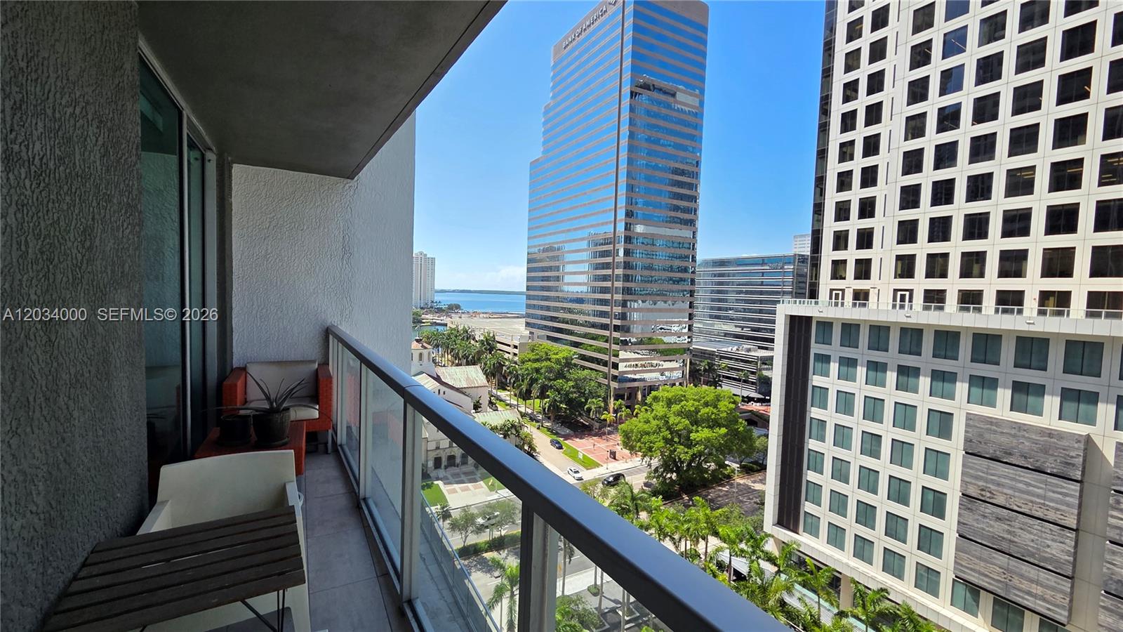 500 Brickell Avenue 1410 Property Photo 24