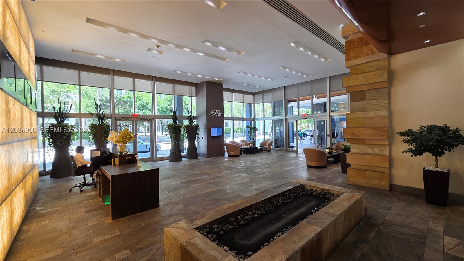 500 Brickell Avenue 1410 Property Photo 27