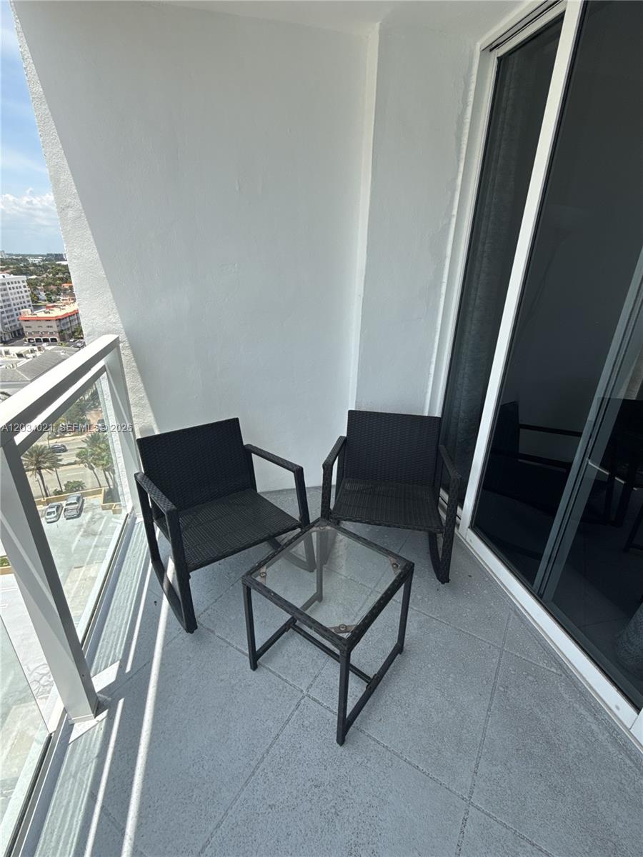 2030 S Ocean Drive 1511 Property Photo 14