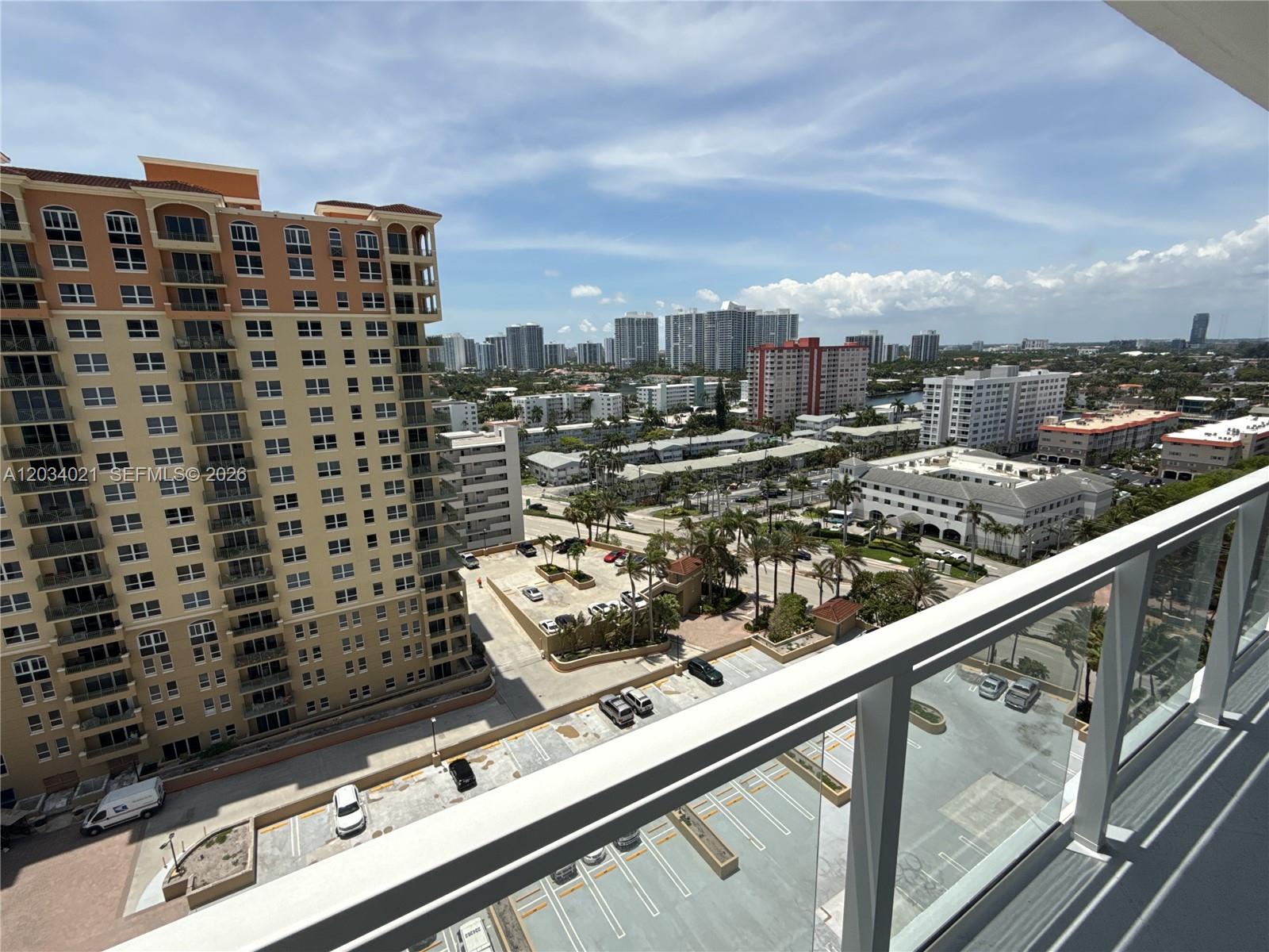 2030 S Ocean Drive 1511 Property Photo 18