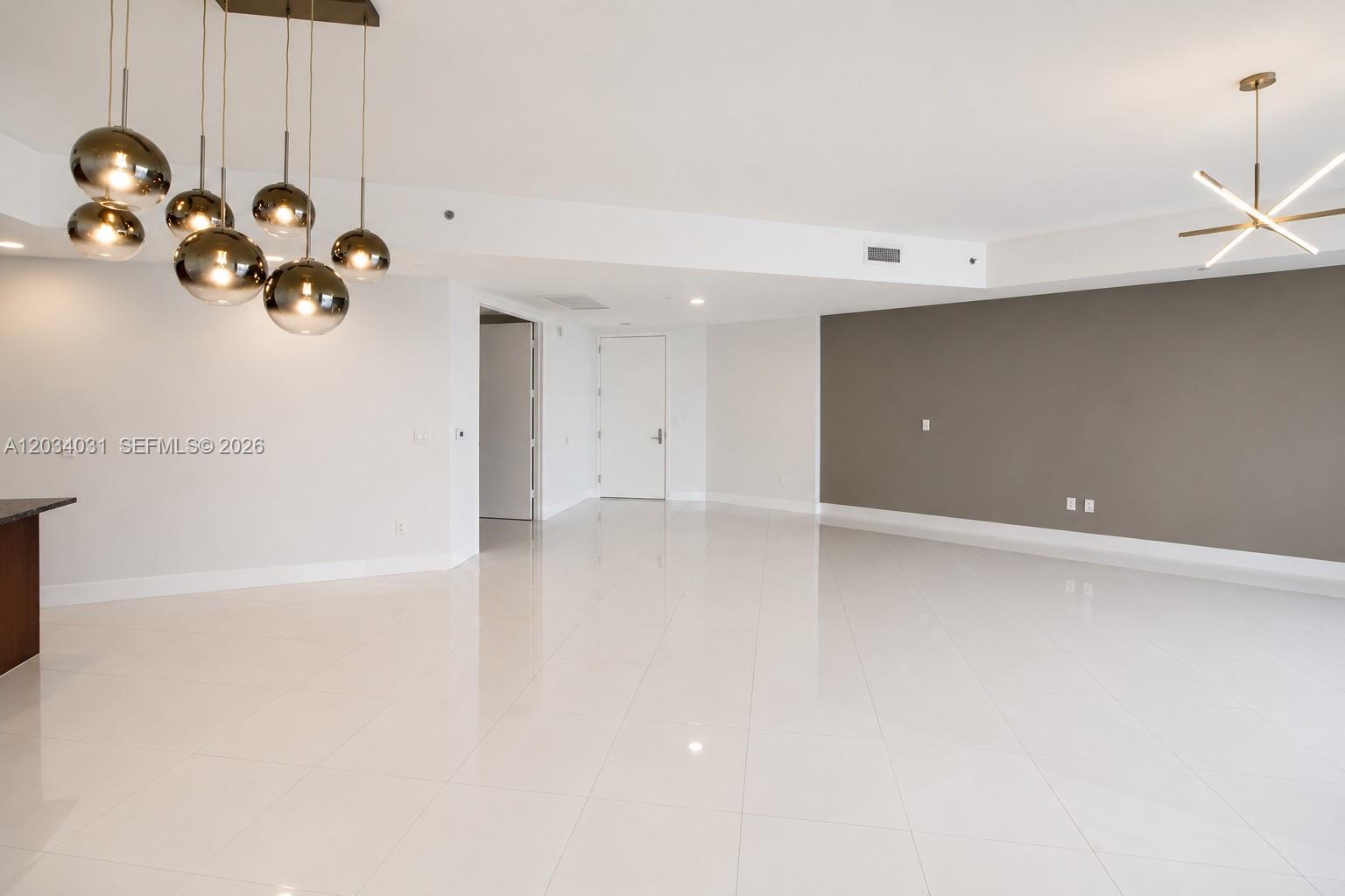 15901 Collins Avenue 403 Property Photo 3