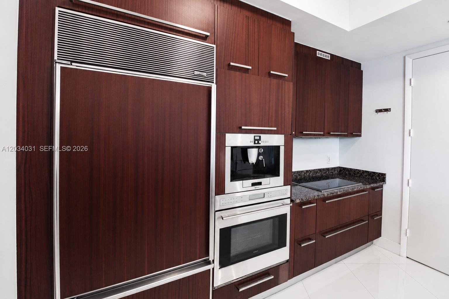 15901 Collins Avenue 403 Property Photo 6