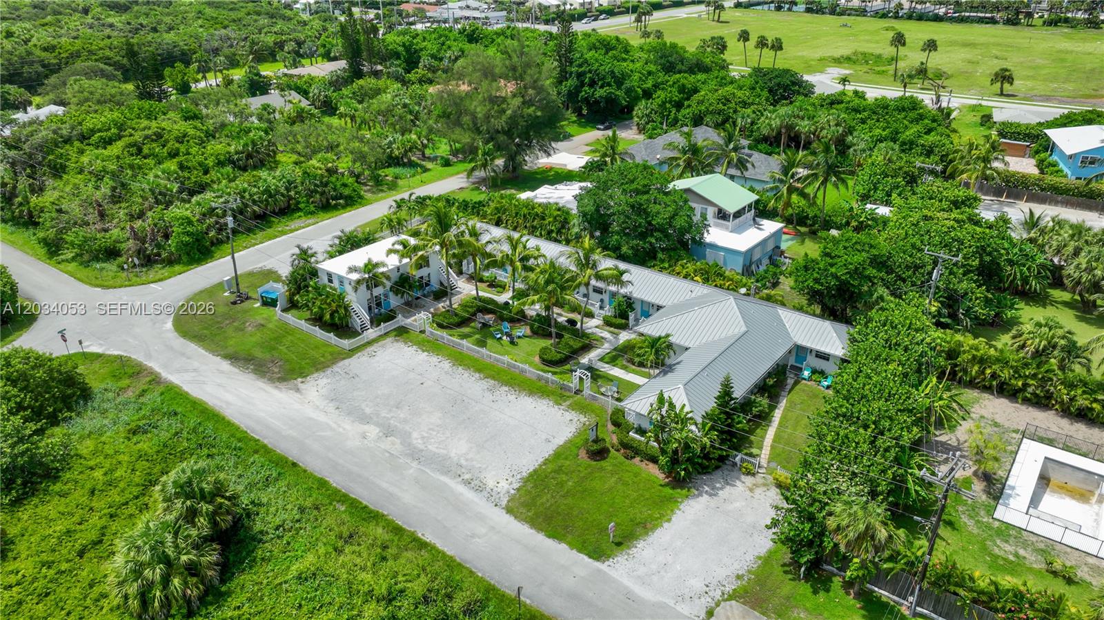 2502 Tamarind Drive Property Photo 1