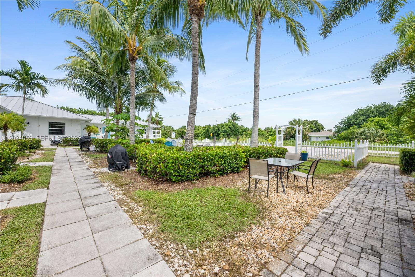 2502 Tamarind Drive Property Photo 22