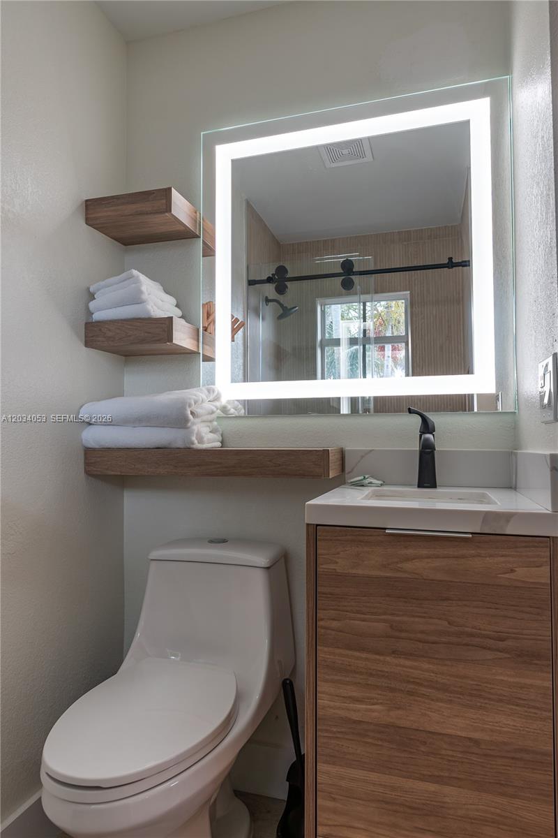 2502 Tamarind Drive Property Photo 40