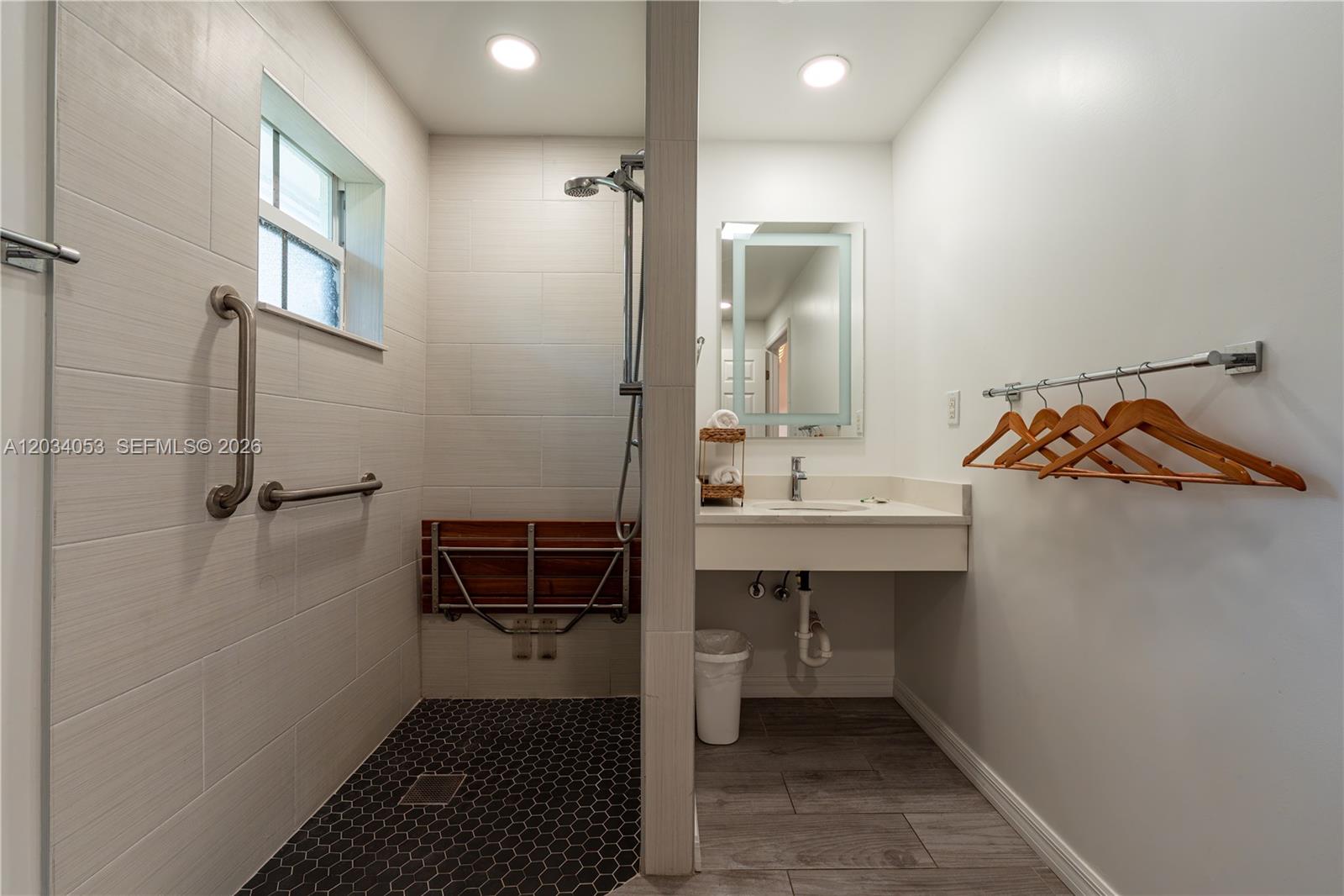 2502 Tamarind Drive Property Photo 52