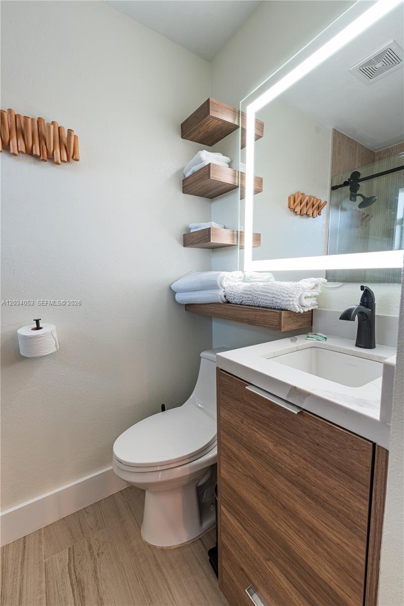 2502 Tamarind Drive Property Photo 73