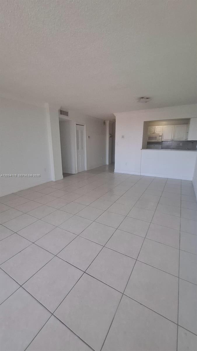 6940 Miami Gardens Drive 1-522 Property Photo 1