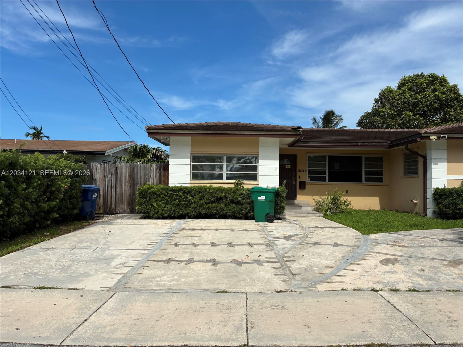 18715 Ne 18th Avenue Property Photo 33