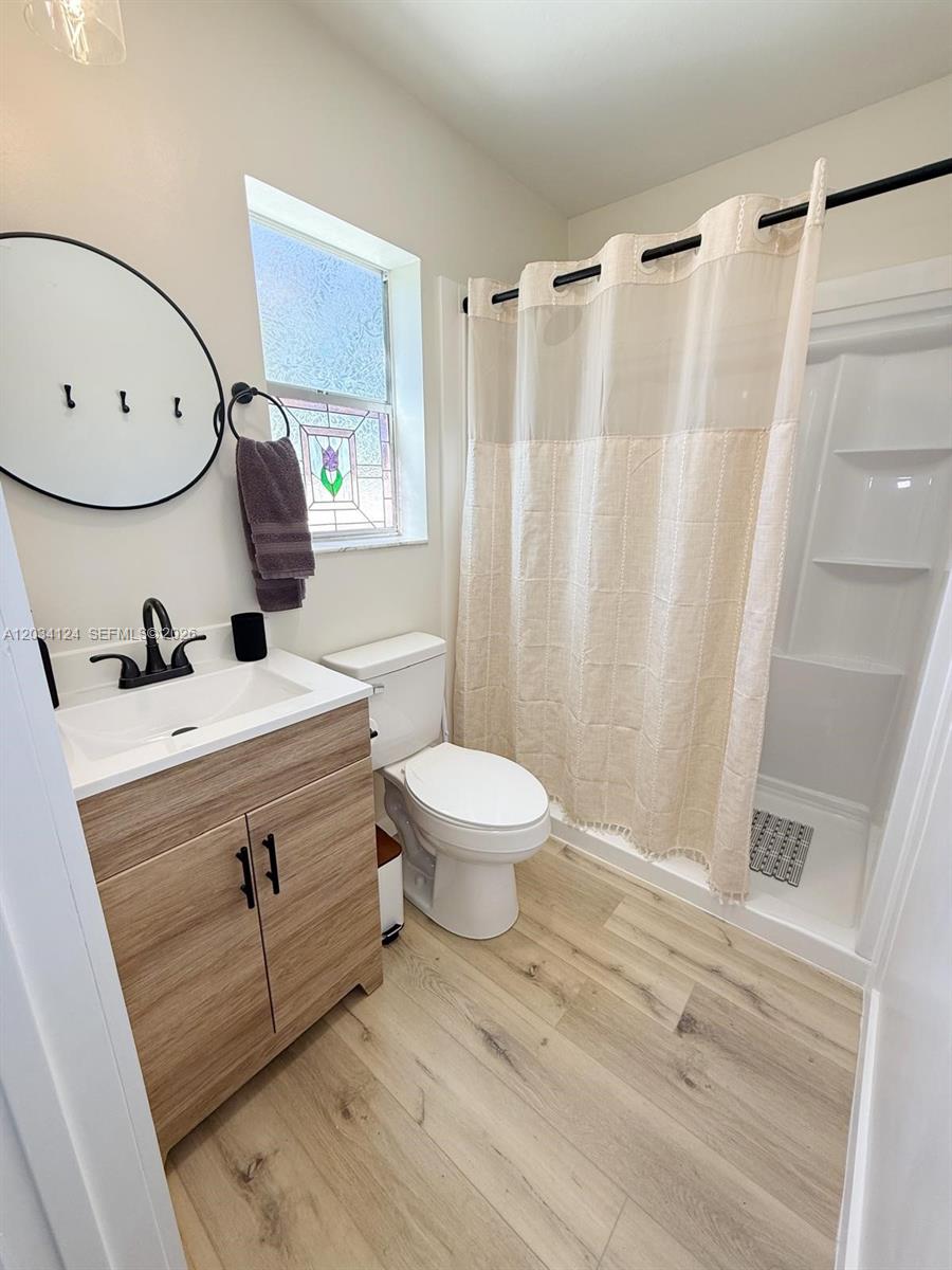 631 Ne Gold Dust Road Property Photo 26