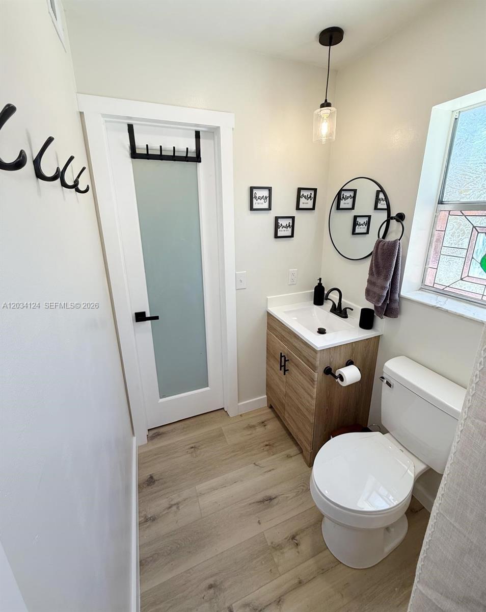 631 Ne Gold Dust Road Property Photo 27