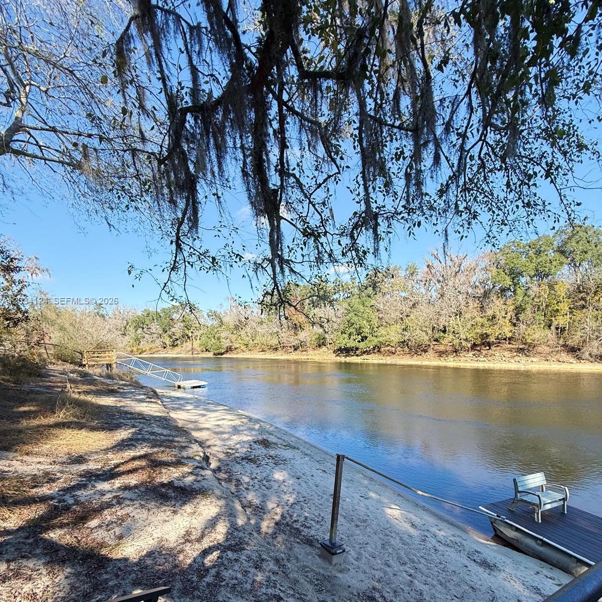 631 Ne Gold Dust Road Property Photo 40