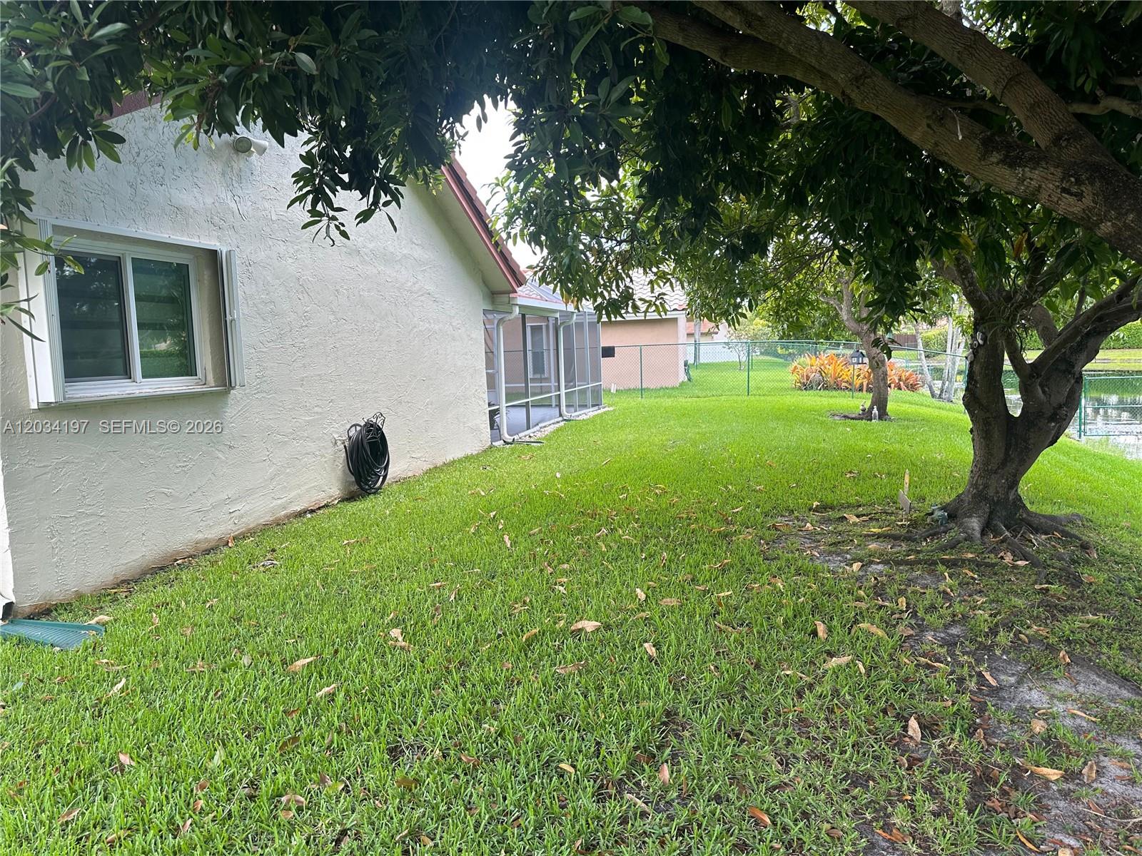 16328 Nw 11th Street Property Photo 8