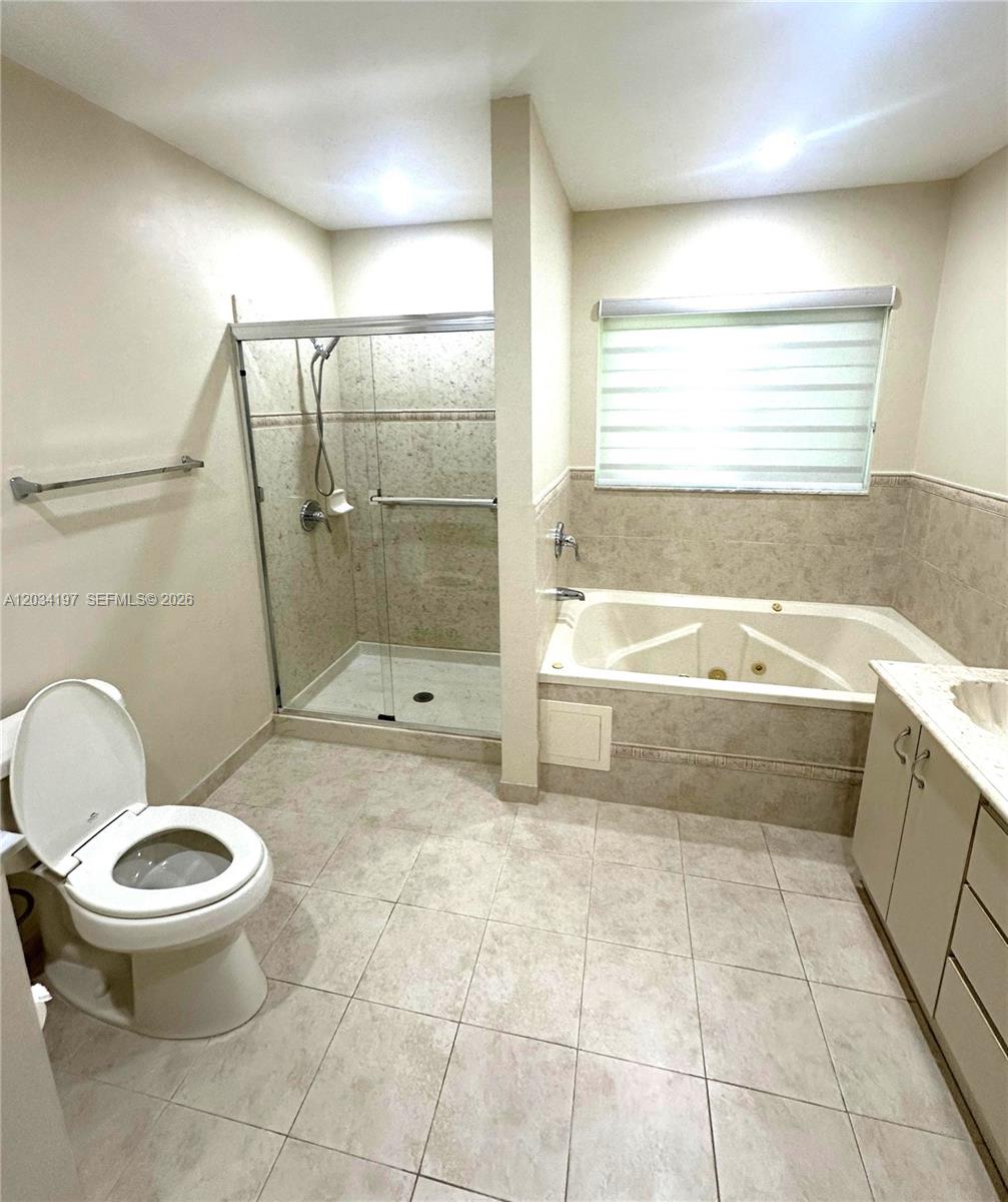 16328 Nw 11th Street Property Photo 25
