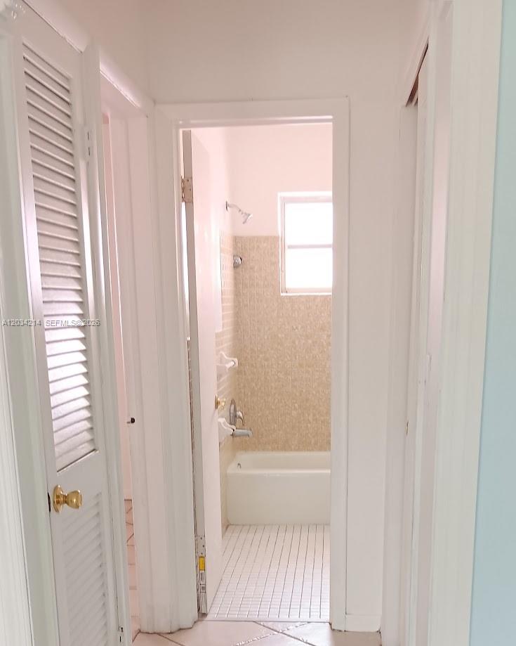 1826 Cleveland Street 2-6 Property Photo 6