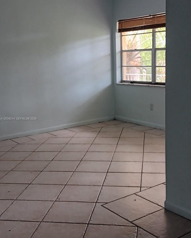 1826 Cleveland Street 2-6 Property Photo 7