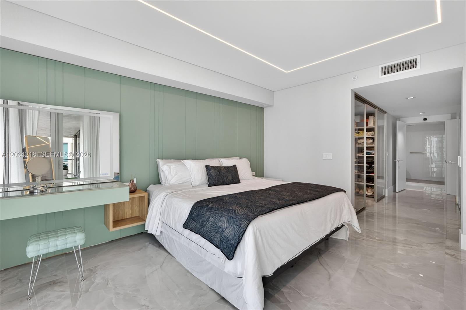 300 Sunny Isles Boulevard 4-1902 Property Photo 27