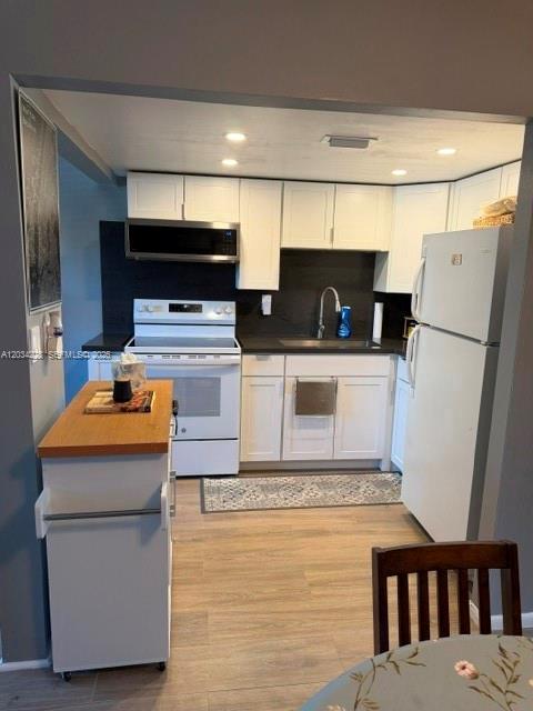 A12034228 Property Photo 13
