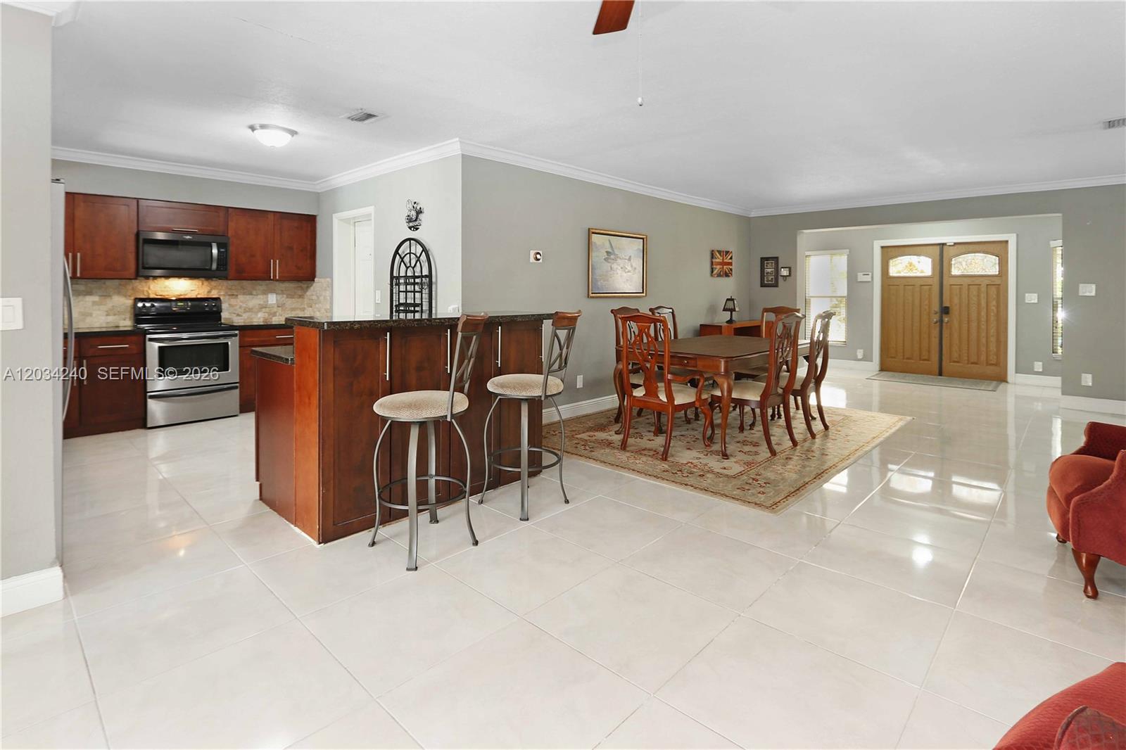 1324 Washington Street Property Photo 2