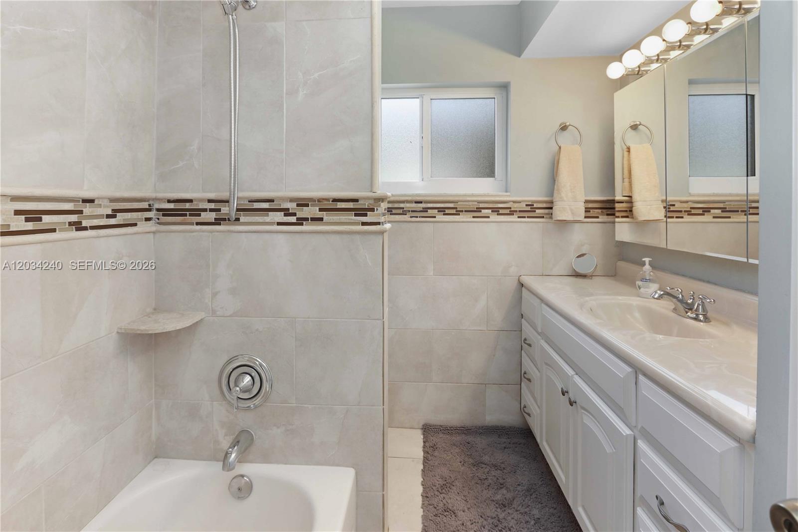 1324 Washington Street Property Photo 17