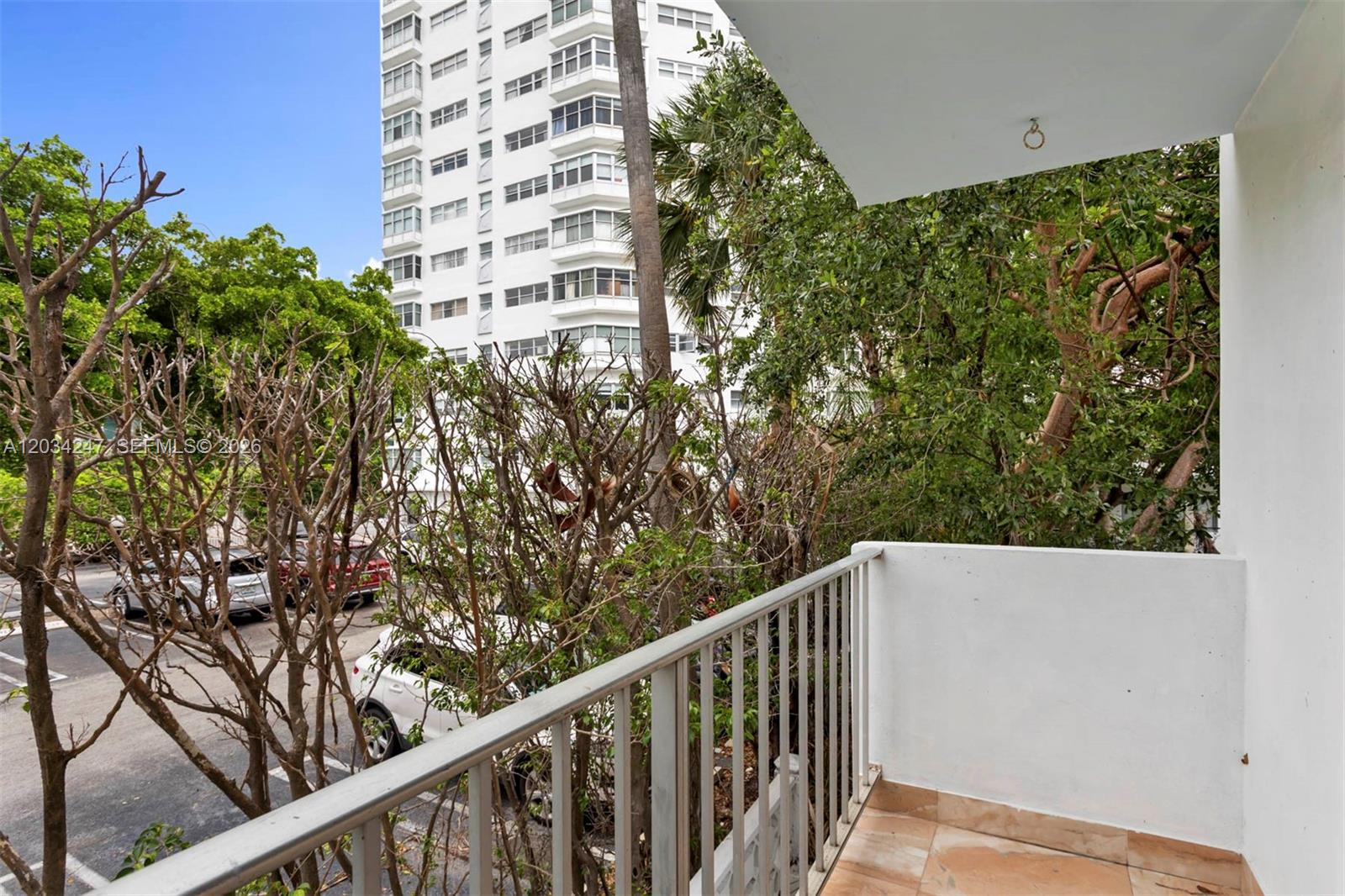 1820 James Avenue 2f Property Photo 16
