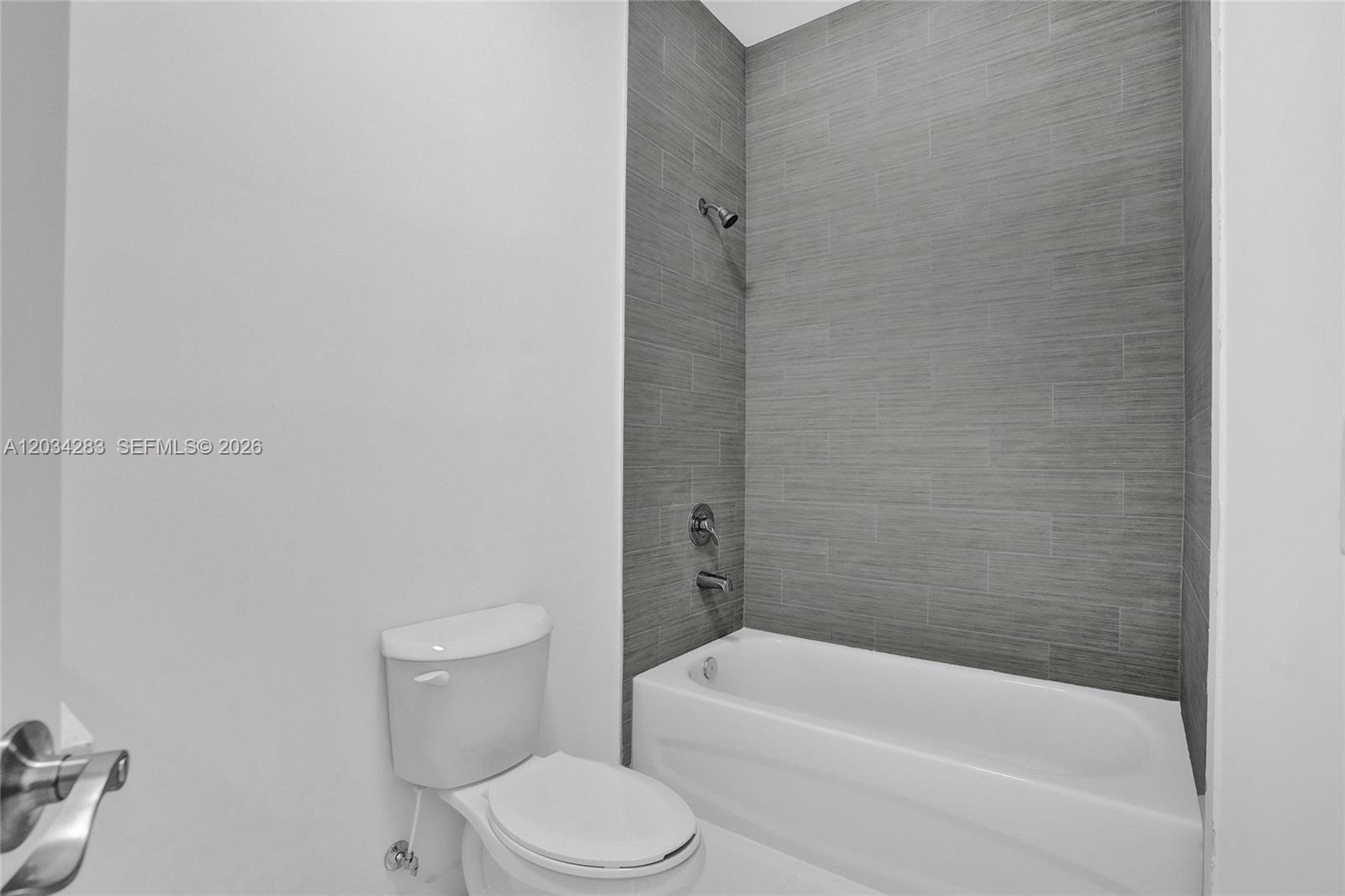 1567 Nw 1st Street 3 Property Photo 9