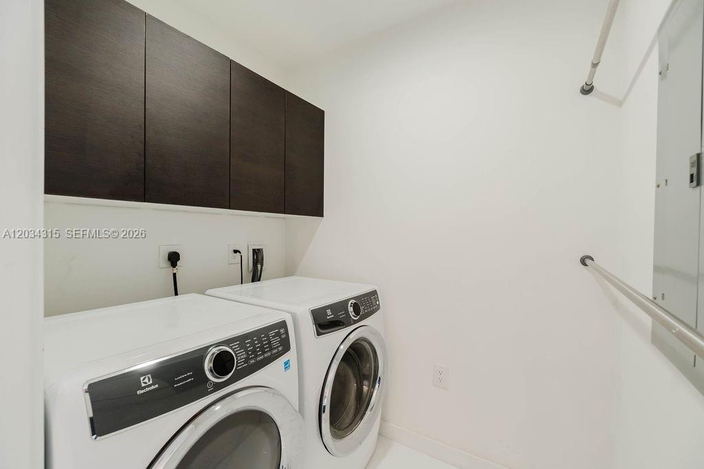 851 Ne 1st Avenue 2403 Property Photo 29