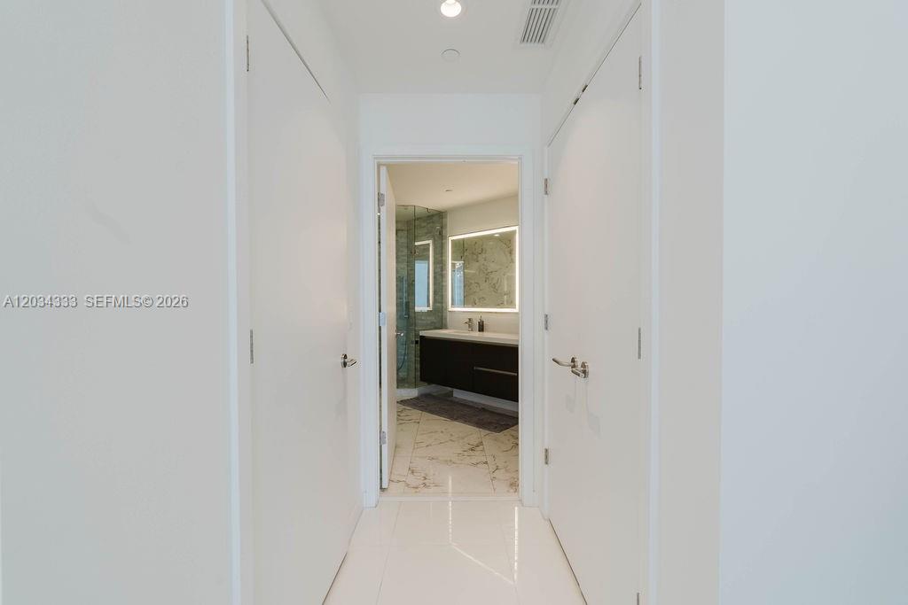 851 Ne 1st Avenue 2303 Property Photo 17