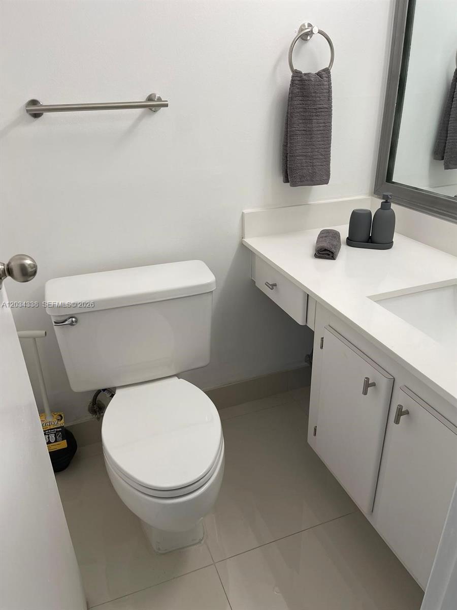 A12034338 Property Photo 14