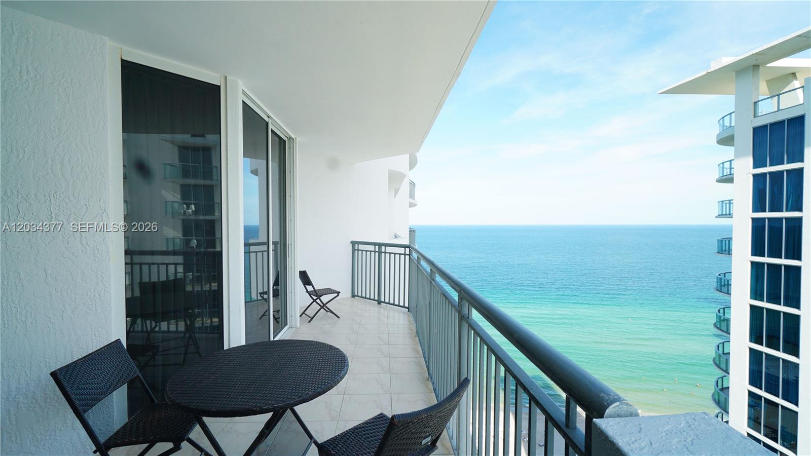 17375 Collins Avenue 2304