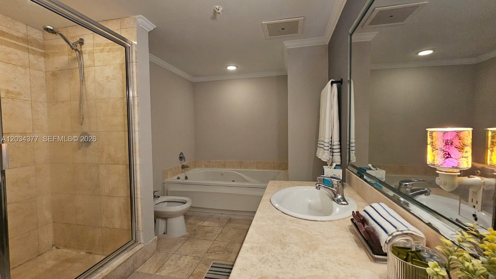 17375 Collins Avenue 2304 Property Photo 19