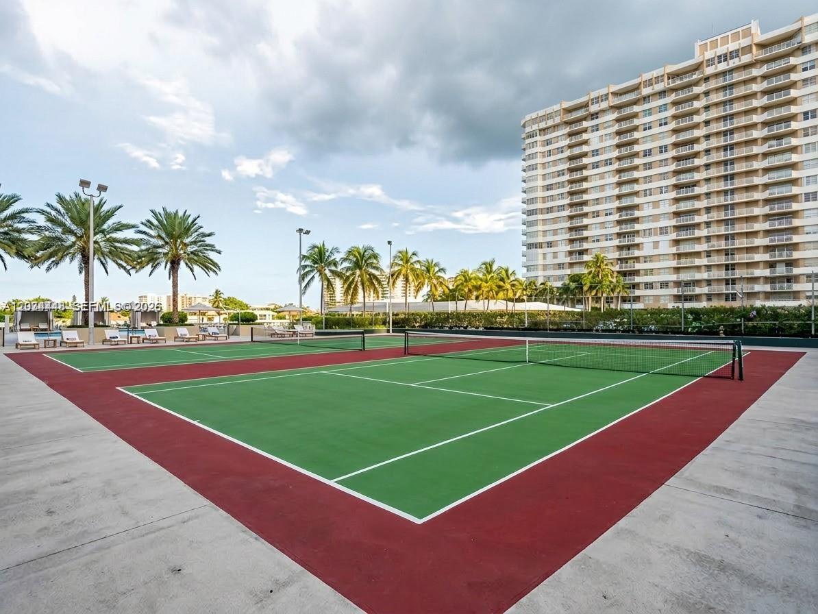 1985 S Ocean Drive 2b Property Photo 15
