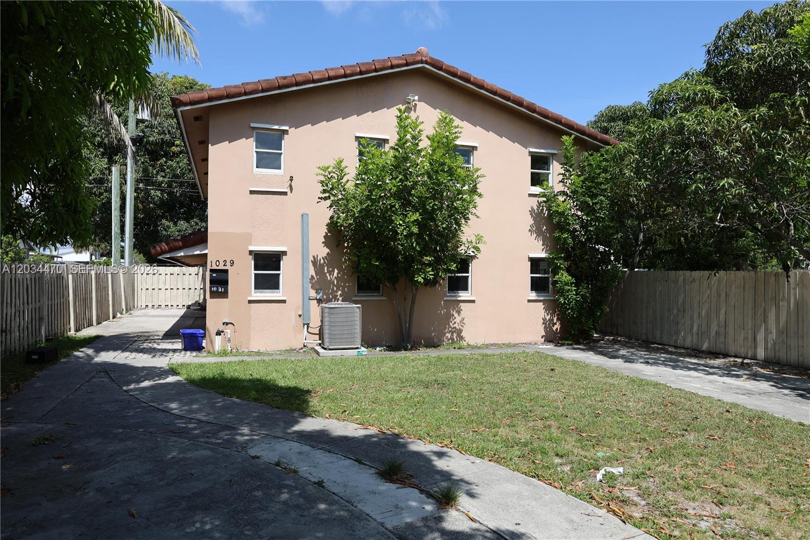 1029 S C Street Property Photo 7