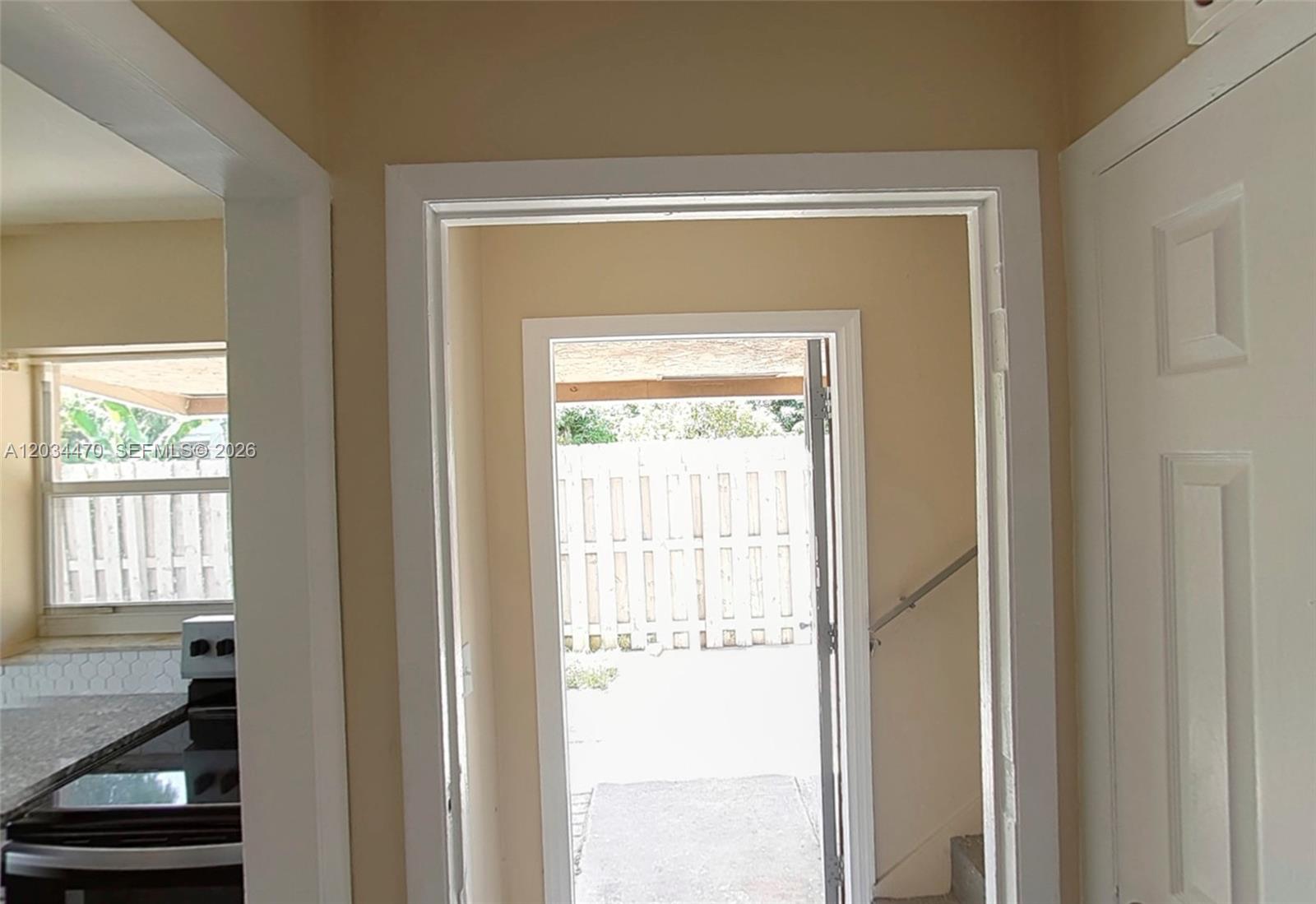 1029 S C Street Property Photo 16