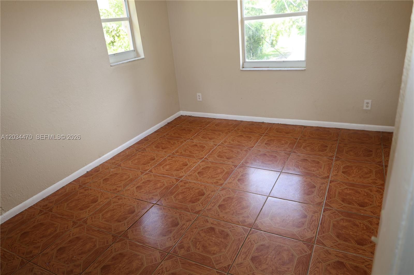1029 S C Street Property Photo 40