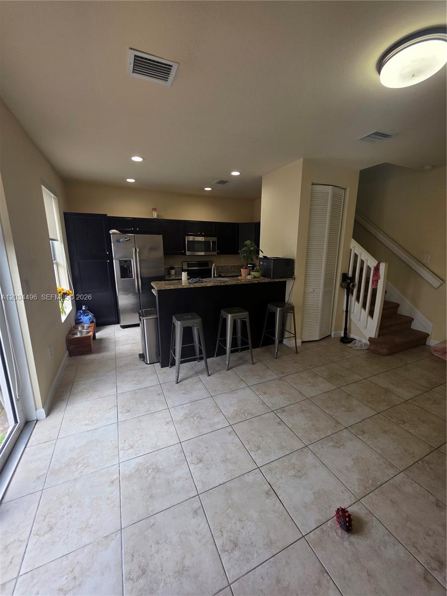 9424 Sw 171st Place Property Photo 3
