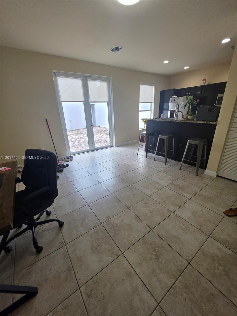 9424 Sw 171st Place Property Photo 6