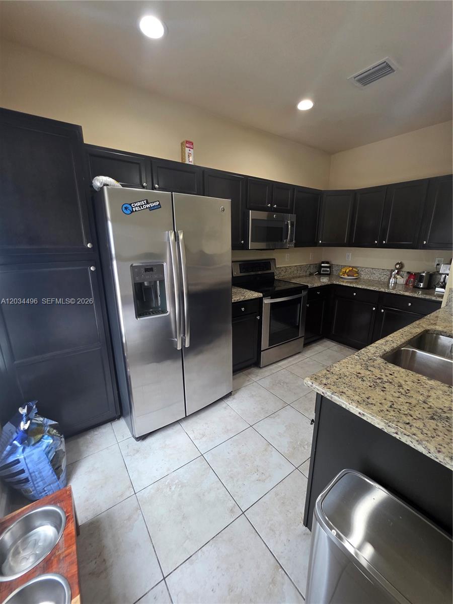 9424 Sw 171st Place Property Photo 7